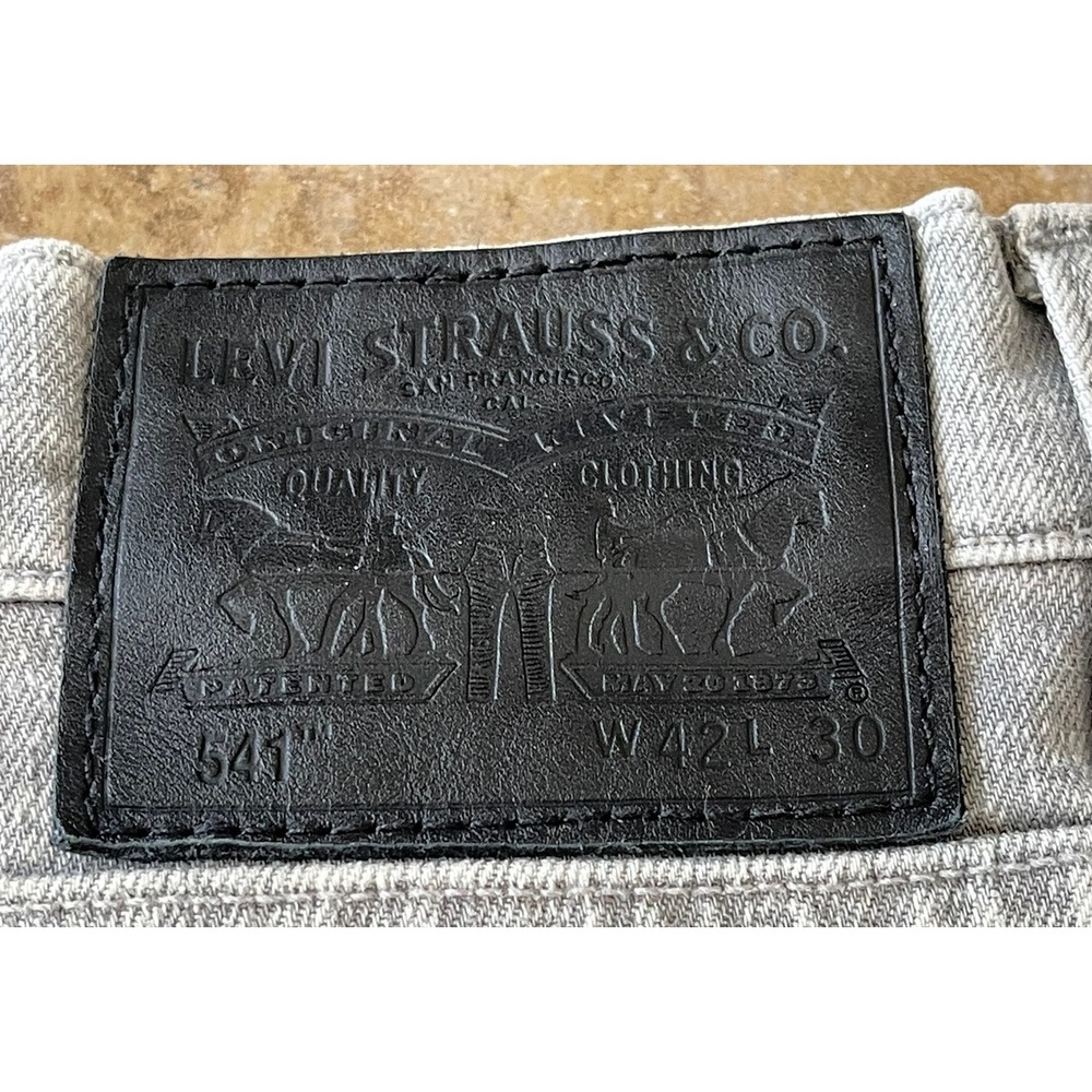 Mens Levis 541 Athletic Fit Denim Jeans Size 42x30 Gray Fit 43X30 - Picture 6 of 6